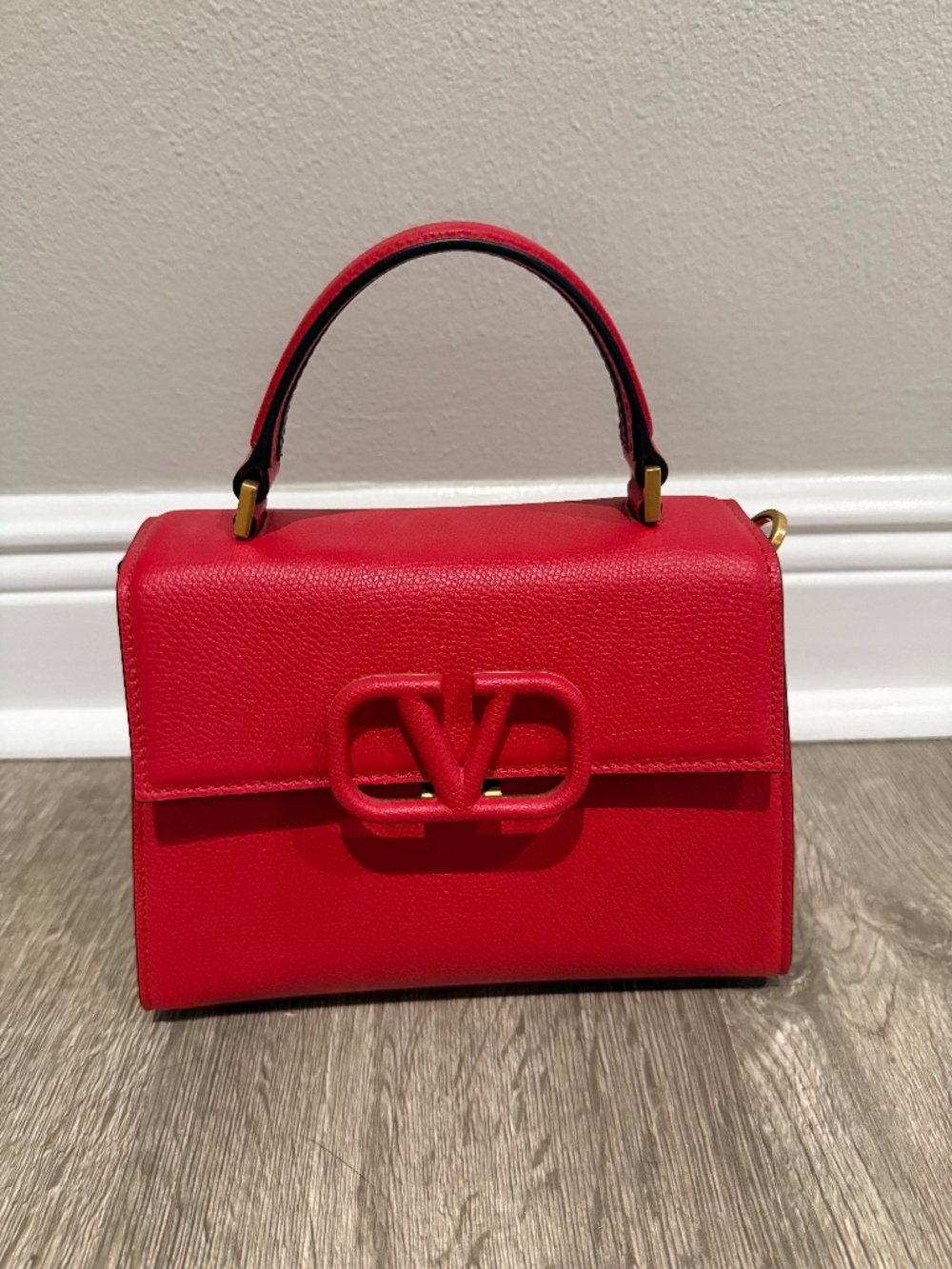 Valentino Garavani Red Vsling top handle leather bag